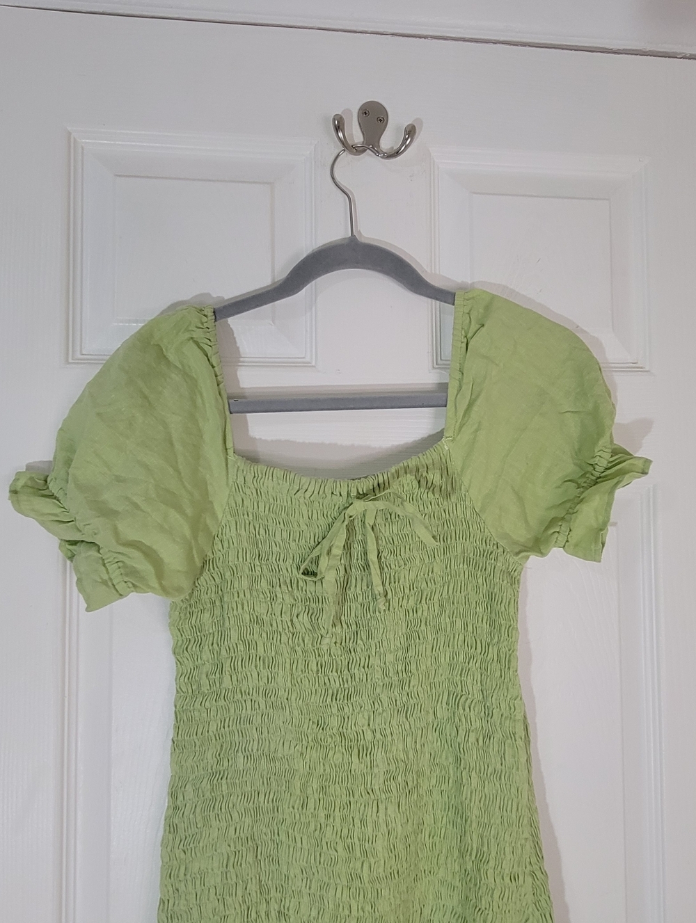 Faithfull the Brand Light Green Smocked Puff Sleeve Dress Size 8 Women. - Picture 3 of 8